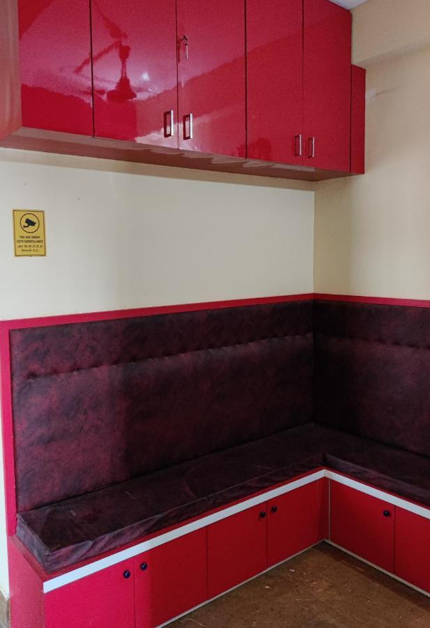 Ashiyana Rest House Диогар Екстериор снимка