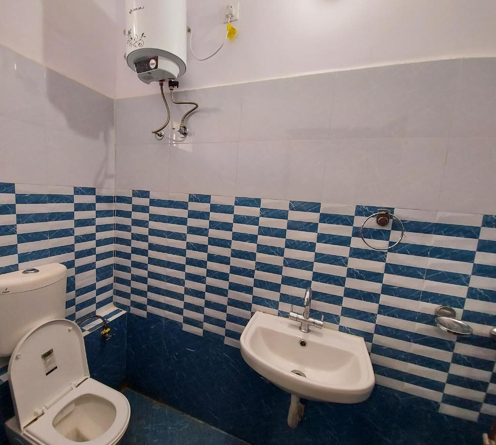 Ashiyana Rest House Диогар Стая снимка